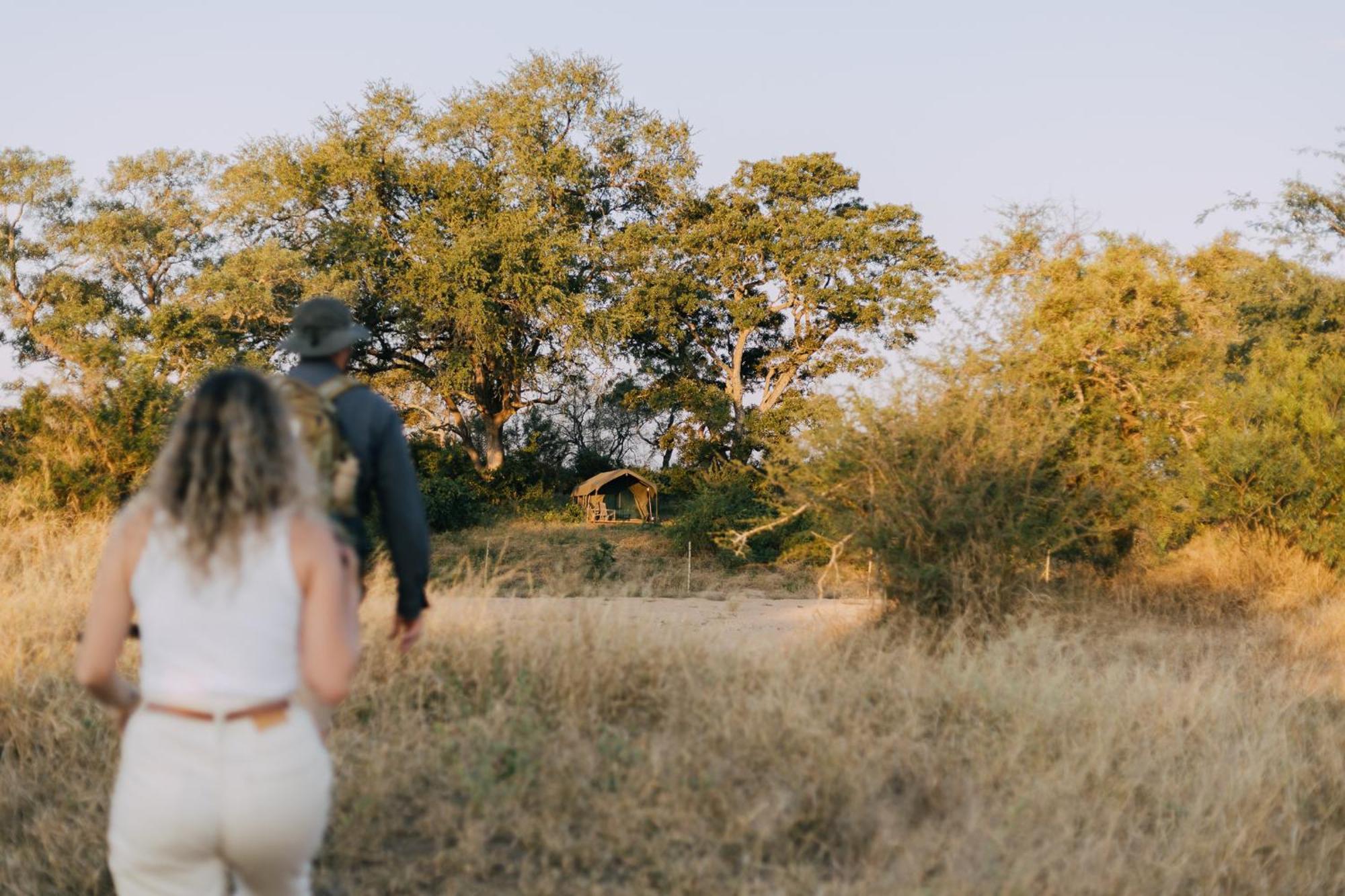 Kruger Untamed - Tshokwane River Camp * Skukuza