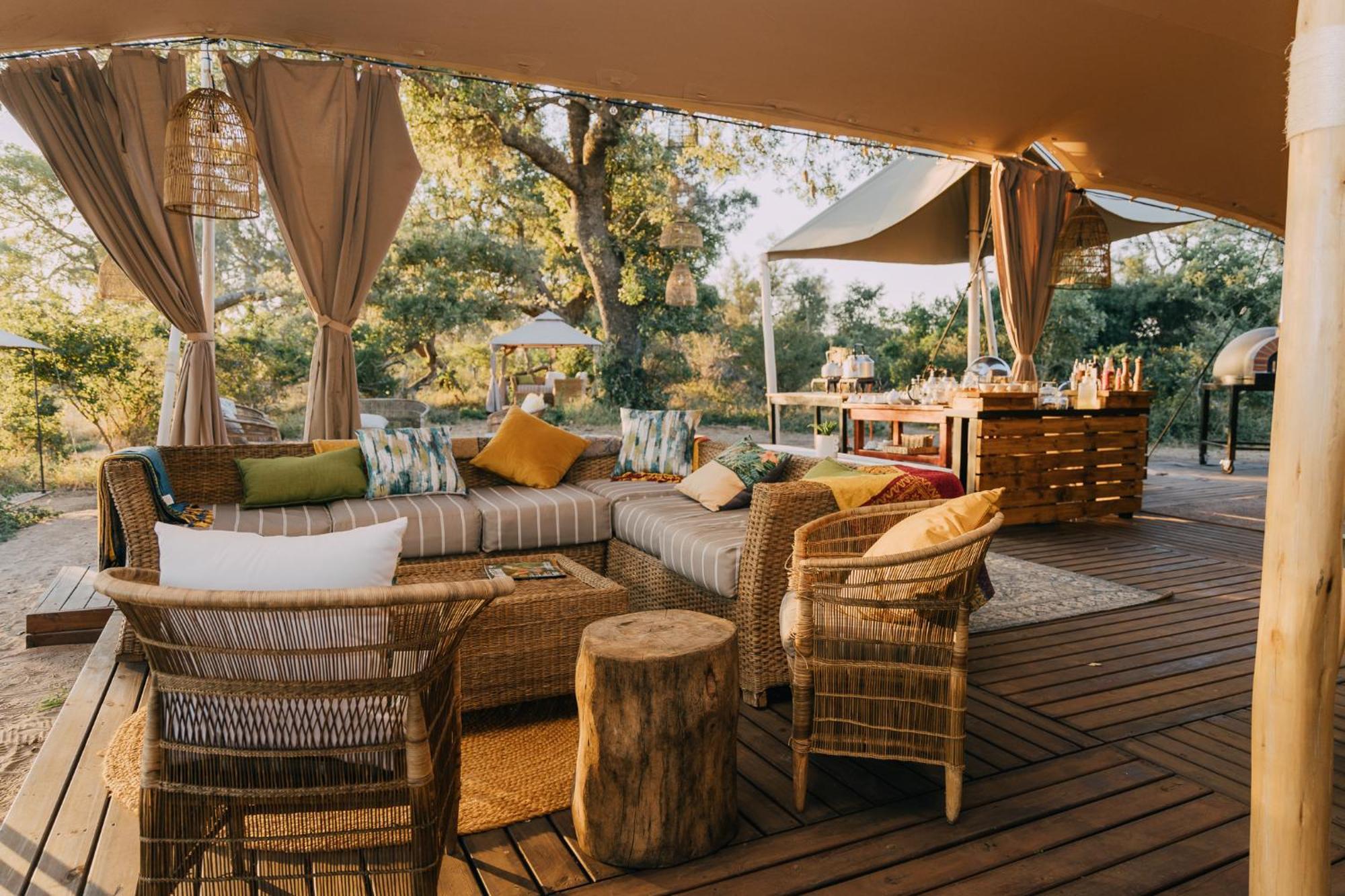 Kruger Untamed - Tshokwane River Camp